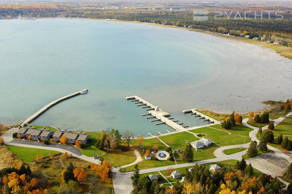 Baileys Harbor Yacht Club