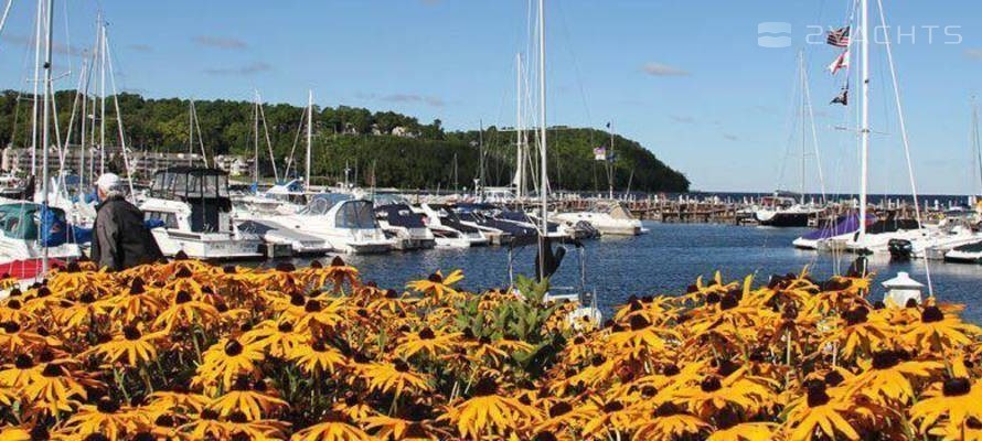 Sister Bay Marina