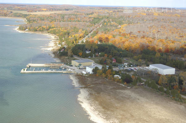 Shipyard Island Marina