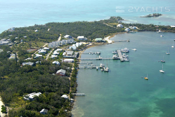 Bluff House Yacht Club & Marina