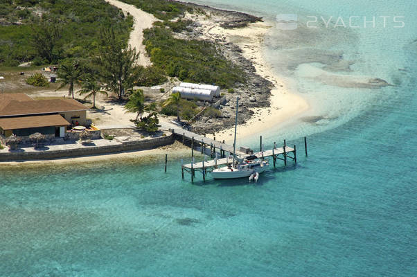 Farmers Cay Yacht Club & Marina