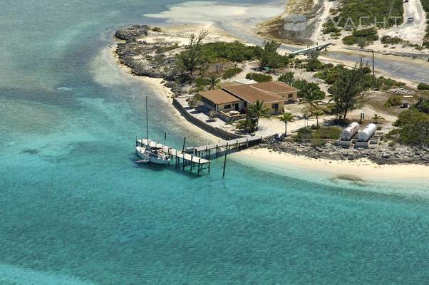 Farmers Cay Yacht Club & Marina