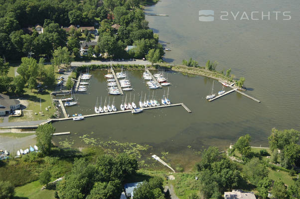 Ile Perrot Marina