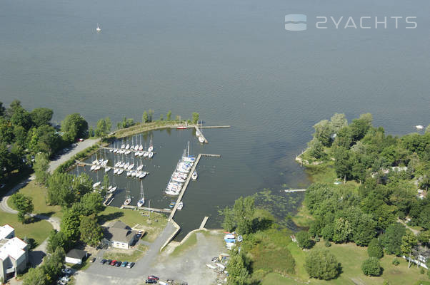 Ile Perrot Marina