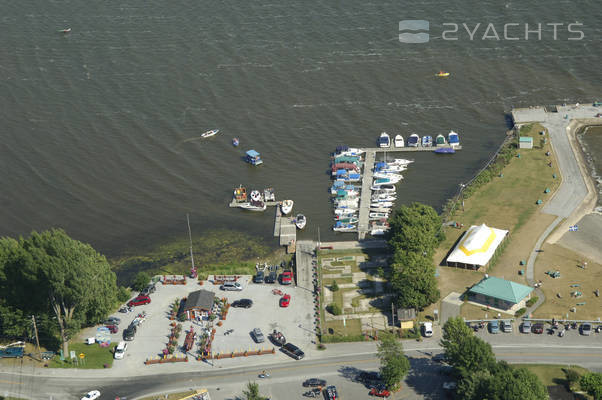 Venise-En-Quebec Marina