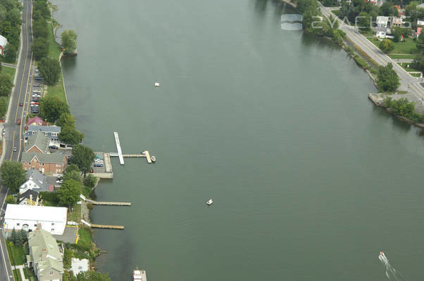 Beloeil Public Dock