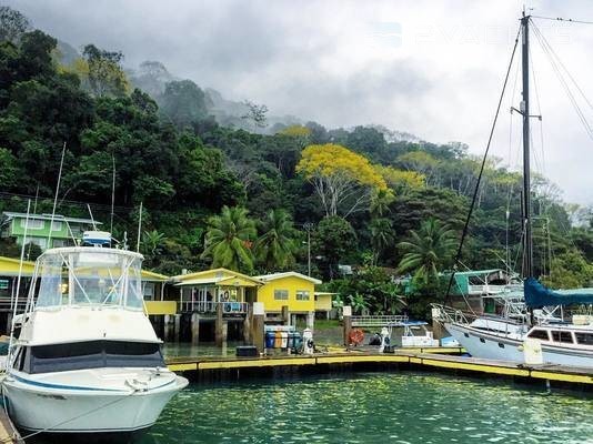 Banana Bay Marina