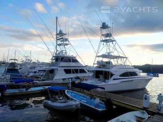 Banana Bay Marina