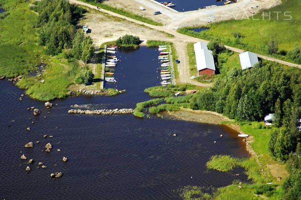 Baadaskatan Marina