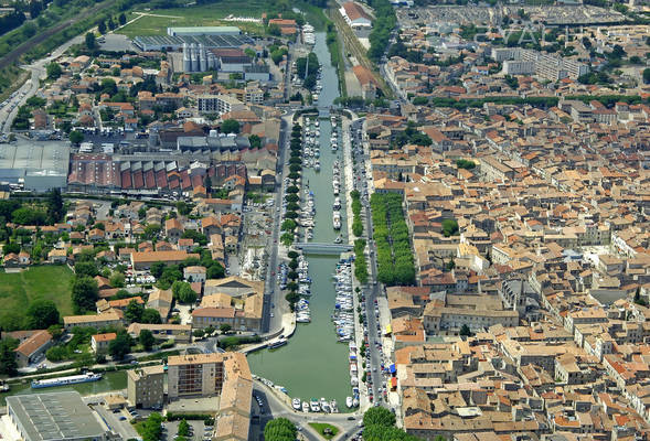 Beaucaire Marina