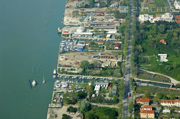 Dock Marina Alberoni