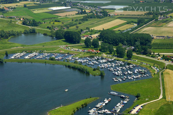 Yachtharbor Eiland Van Maurik