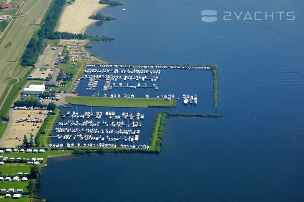 Flevostrand Yacht Harbor