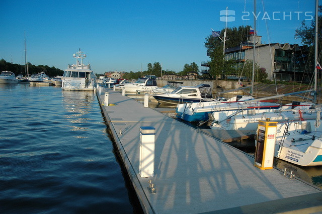 Imperial Sea yacht club of Saint-Petersburg by Burevestnik Group