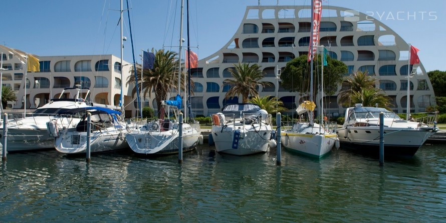 Port Camargue