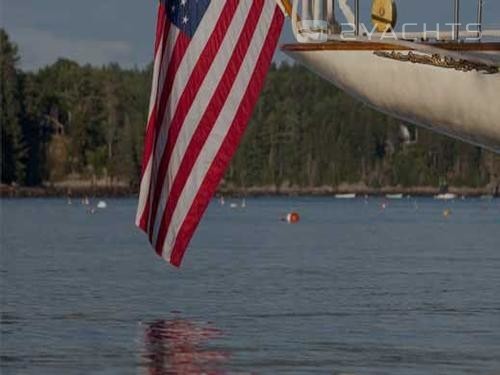 Hodgdon Yacht Services – East Boothbay Shipyard