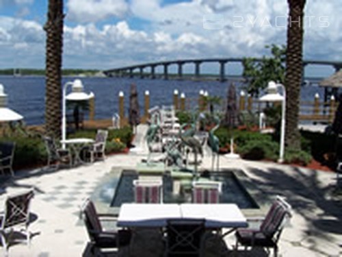 Marco Island Yacht Club