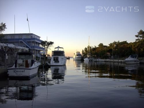 Pines Marina Fire Island