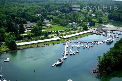 Yachtsman Lodge & Marina