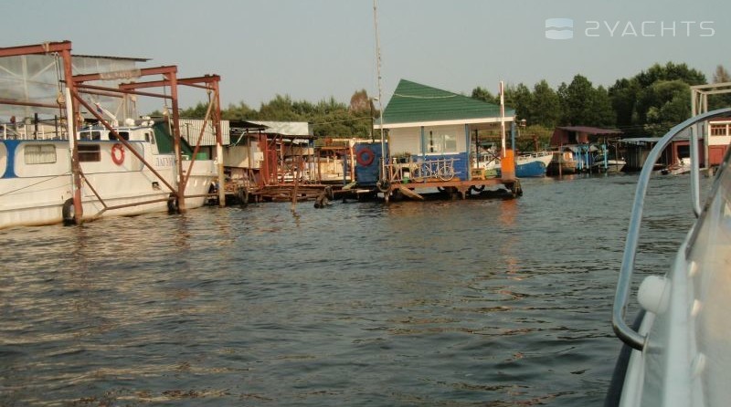 Водно моторный клуб "Глобус"