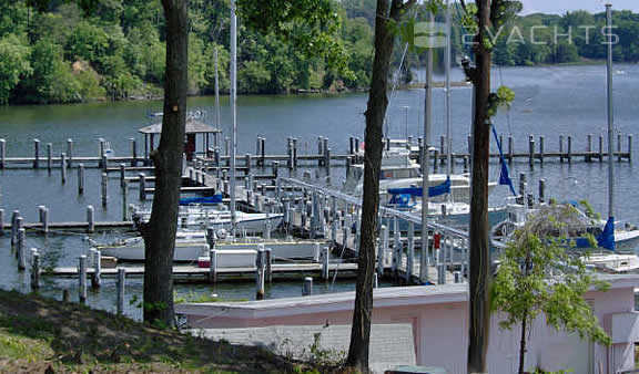 Vera’s White Sands Marina