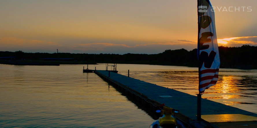 Uncle Gus’ Marina and Resort on Lake Whitney