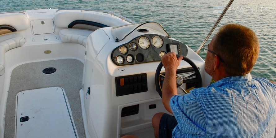 Uncle Gus’ Marina and Resort on Lake Whitney