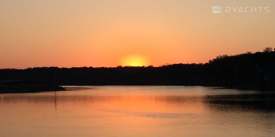 Uncle Gus’ Marina and Resort on Lake Whitney