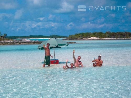 Staniel Cay Yacht Club