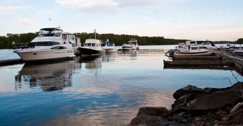 Donovan’s Shady Harbor Marina