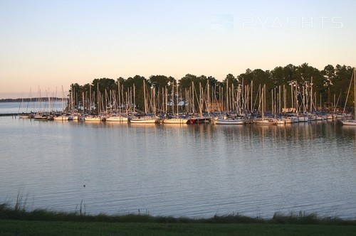 Regent Point Marina