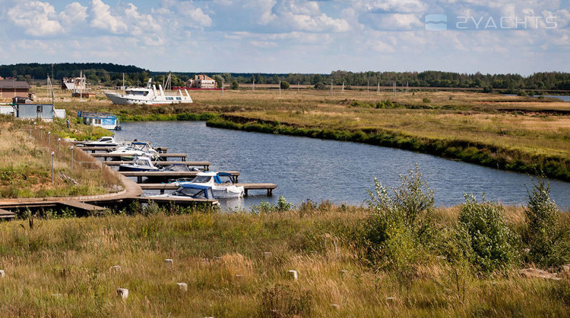 Parking of yachts and boats "Volga coast"