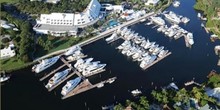 Admirals Cove Marina