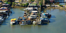 A-Dock Floating House Docks