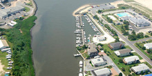 Lewes Yacht Club Marina