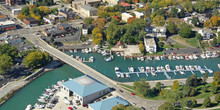 Boat House Pub and Marina