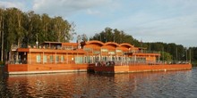 Yacht club "Pestovo Golf" by Burevestnik Group