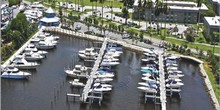 River Cove Marina