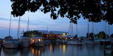 Knapp’s Narrows Marina & Inn