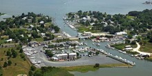 Knapp’s Narrows Marina & Inn