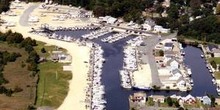 Holiday Harbor Marina & Yacht Sales