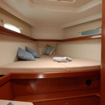 Beneteau Oceanis 43