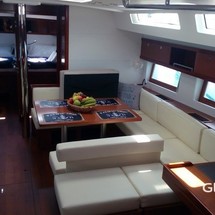 Beneteau Oceanis 55