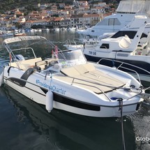 Beneteau Flyer 7.7 SUNdeck