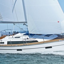 Bavaria 37