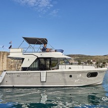 Beneteau Swift Trawler 30