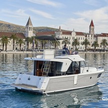 Beneteau Swift Trawler 30