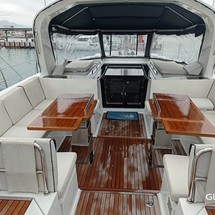 Beneteau Oceanis Yacht 62