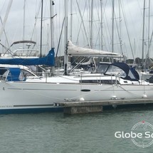 Beneteau Oceanis 37