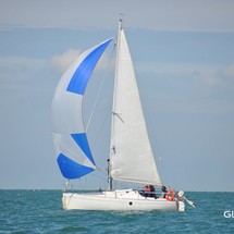 Beneteau First 211